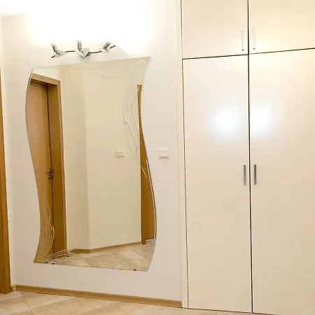 Bright & Spacious 2-bedroom Flat In By Flat Mаnаger * Varna